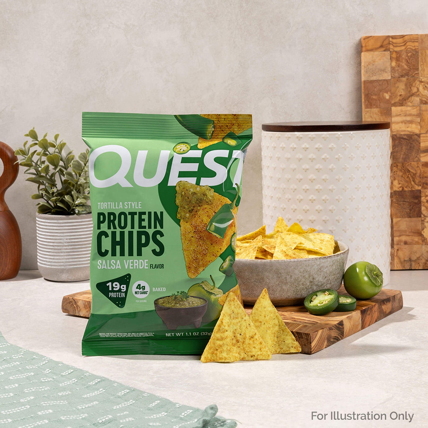 salsa-verde-tortilla-style-protein-chips-g7 qst-016419-salsa-verde-tortilla-style-protein-chips_5.jpg